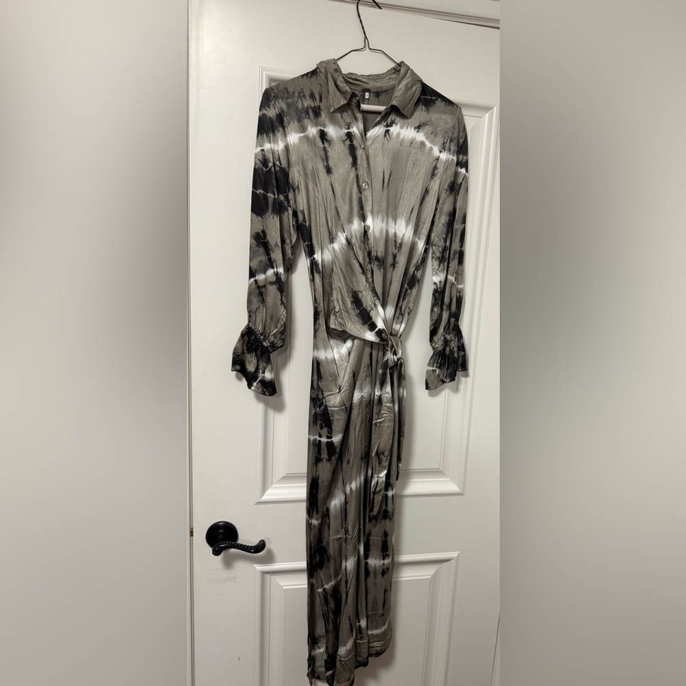 Young Fabulous and Broke MarionneTie-Dye Long Sleeve Dress